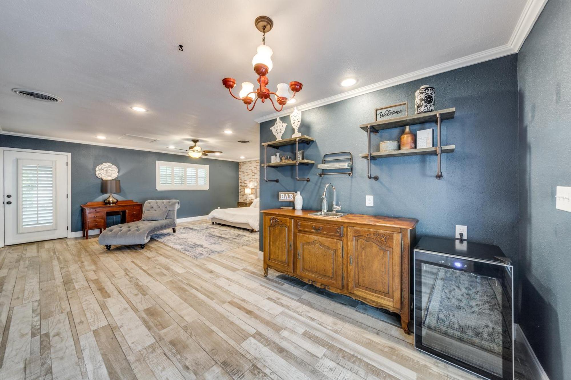 Charming Pet Friendly 4 Bdrm Home Mins To Main St And Wineries Фредериксберг Экстерьер фото